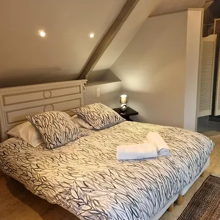 Chagall - Closeries Du Golfe Accommodatie bij particulieren Theix